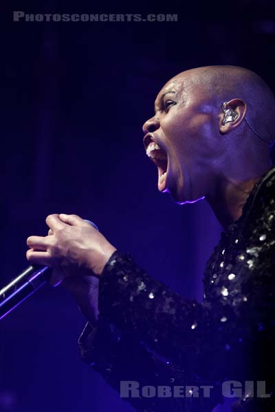 SKUNK ANANSIE - 2009-11-20 - PARIS - Elysee Montmartre - 